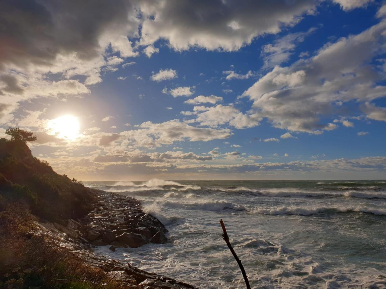 Suitur Beachfront Apartment Roc De Sant Gaieta Roda de Bará エクステリア 写真